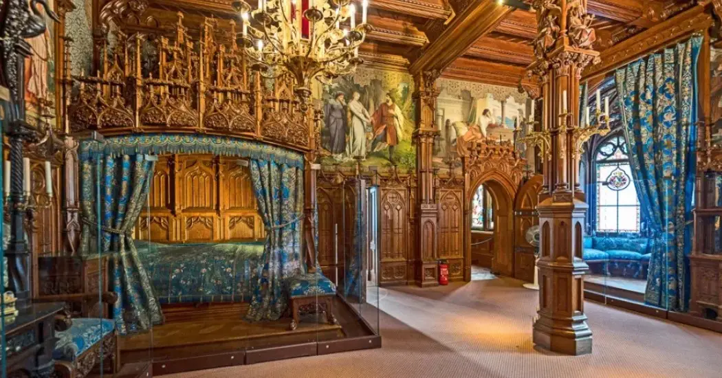King’s Bedroom in Neuschwanstein Castle